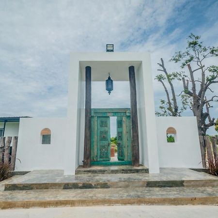 Mae On Village Resort Roi Et Exterior foto